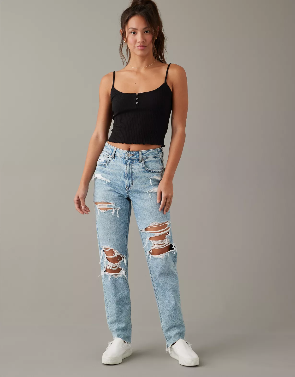AE Strigid Ripped Mom Jean 1 AE Strigid Ripped Mom Jean