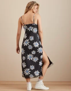 Front Page -TrendAura Store 1399 7250 001 ob