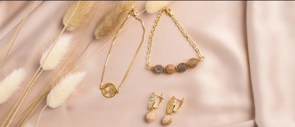 Front Page -TrendAura Store banner87